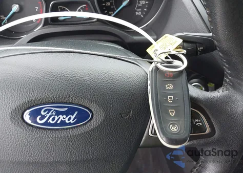 2017 Ford Escape Titanium from USA, damaged, VIN 1FMCU0J95HUE94399